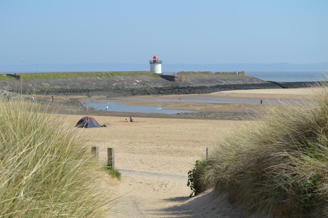 Caulfields Hotel Burry Port Exteriér fotografie